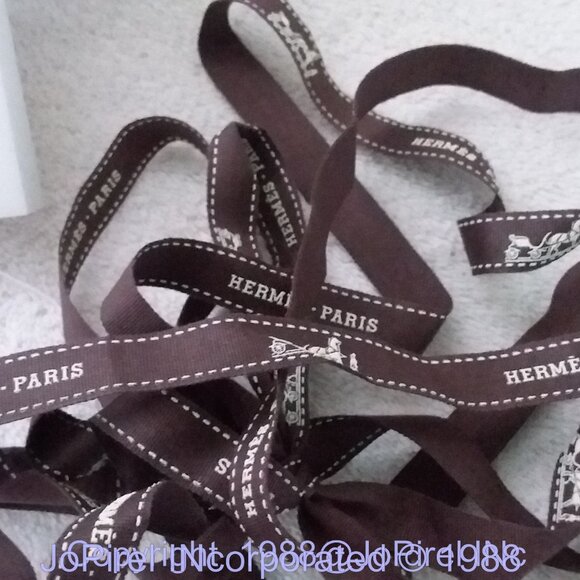 HERMES  Empty Box 18.75” x 8” x 3.25” - Picture 13 of 13